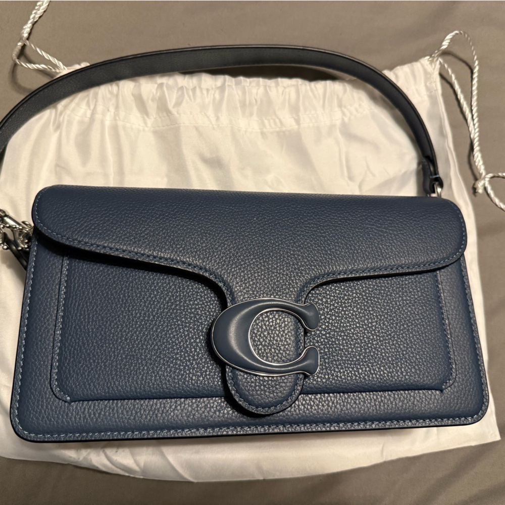 (SOLD!) Coach Tabby 26
